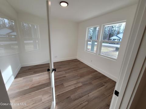 280 Jasper Loop, Ponderay, ID 83852 photo 4