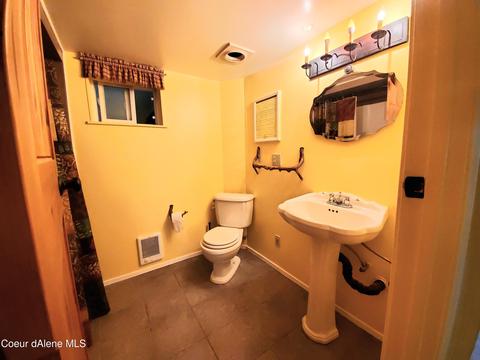 7336 Upper Pack River Rd, Sandpoint, ID 83864 photo 17