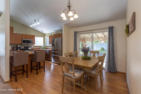 2514 N Sparrow Loop, Post Falls, ID 83854 photo 9