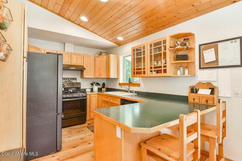 1077 Mountain View Rd, Clark Fork, ID 83811 photo 9