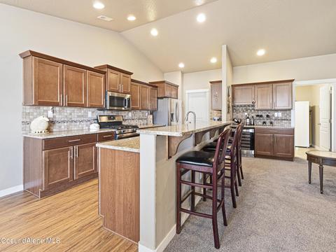 818 W Jenicek Loop, Post Falls, ID 83854 photo 2