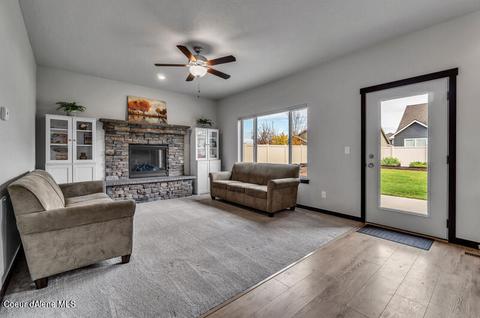 4455 E Kit Fox Ln, Post Falls, ID 83854 photo 5