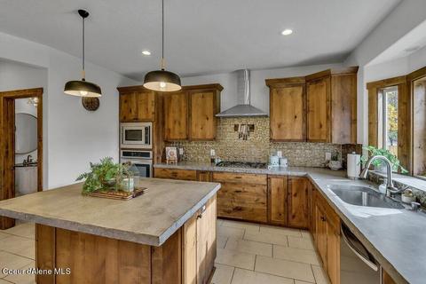 206 E 10th Ave, Post Falls, ID 83854 photo 12
