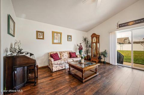 2464 N Sparrow Loop, Post Falls, ID 83854 photo 9