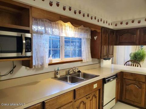 8 S Third St, Pinehurst, ID 83850 photo 15