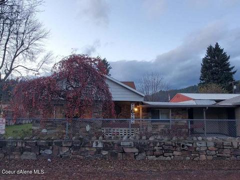 8 S Third St, Pinehurst, ID 83850 photo 3
