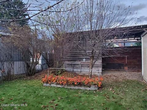 8 S Third St, Pinehurst, ID 83850 photo 6