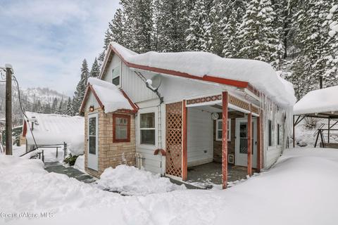 323 Pine St, Mullan, ID 83846 photo 2