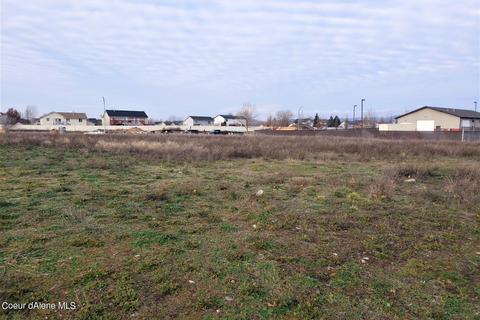 486 N Creative Way, Post Falls, ID 83854 photo 5