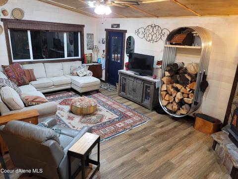 7464 Rapid Lightning Rd, Sandpoint, ID 83864 photo 3