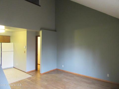 105 E Willow Tree Ln, Hayden, ID 83835 photo 1