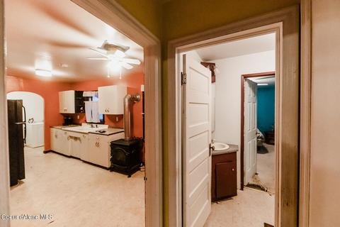 1023 Larch Ave, Osburn, ID 83849 photo 10