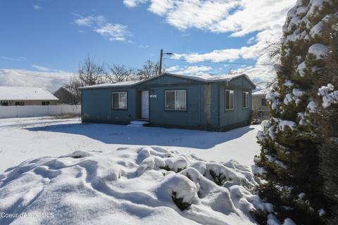 1850 E Poleline Ave, Post Falls, ID 83854 photo 4