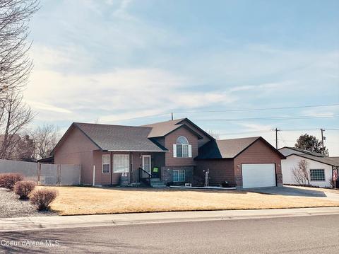 705 W Cavalry Ln, Post Falls, ID 83854 photo 1