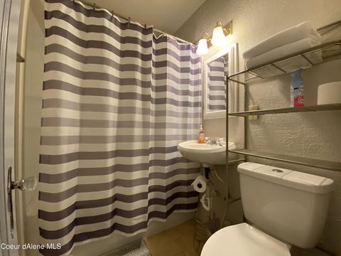 109 S Elm St, Kellogg, ID 83837 photo 8