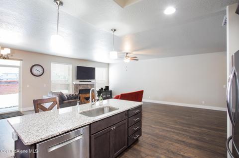 1696 N Viking Loop, Post Falls, ID 83854 photo 10