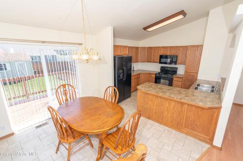 1375 E Stoneybrook Loop, Post Falls, ID 83854 photo 3