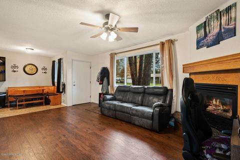 504 E 19th Ave, Post Falls, ID 83854 photo 6