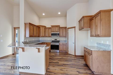 4135 N Arrowleaf Loop, Post Falls, ID 83854 photo 6