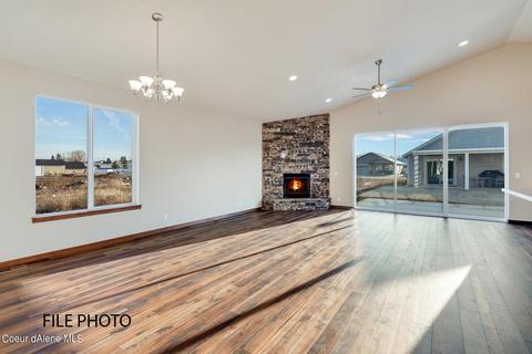 4135 N Arrowleaf Loop, Post Falls, ID 83854 photo 2