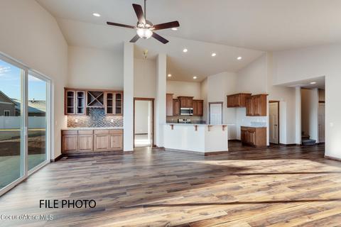 4135 N Arrowleaf Loop, Post Falls, ID 83854 photo 3