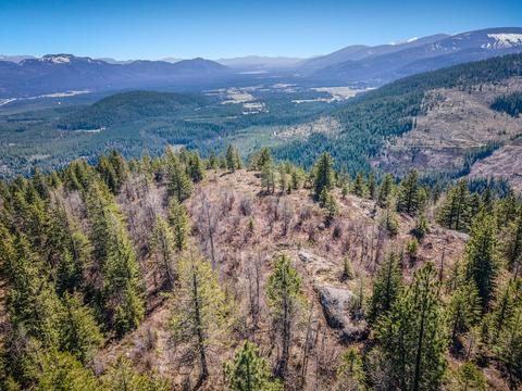 47 All Seasons Road, Naples, ID 83847 photo 1