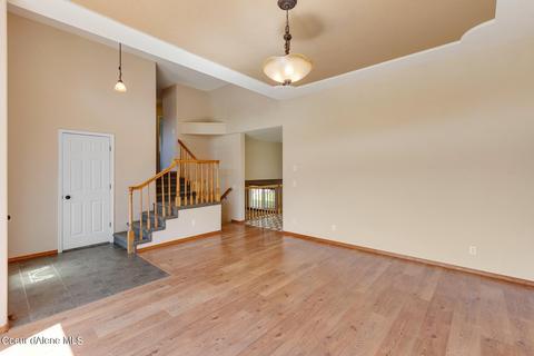 803 E Maple Pl, Hayden, ID 83835 photo 4
