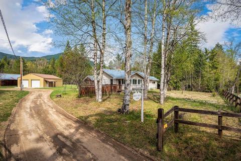 1476 Wrenco Loop Rd, Sandpoint, ID 83864 photo 1