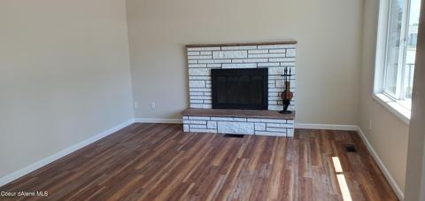 721 E 11th Ave, Post Falls, ID 83854 photo 2