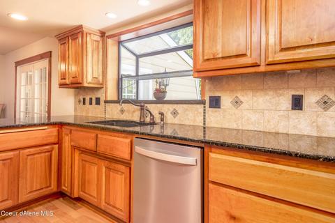 508 E Shore Pines Ct, Post Falls, ID 83854 photo 16