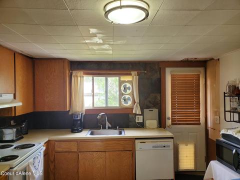 604 Fourth St, Pinehurst, ID 83850 photo 13