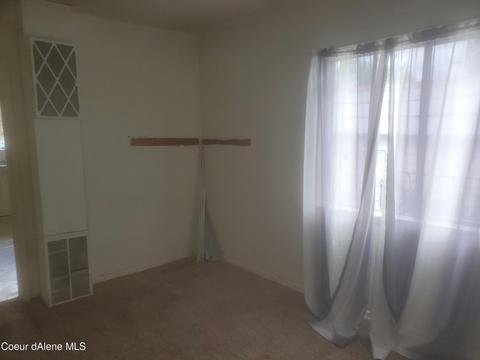 512 E D St, Pinehurst, ID 83850 photo 7