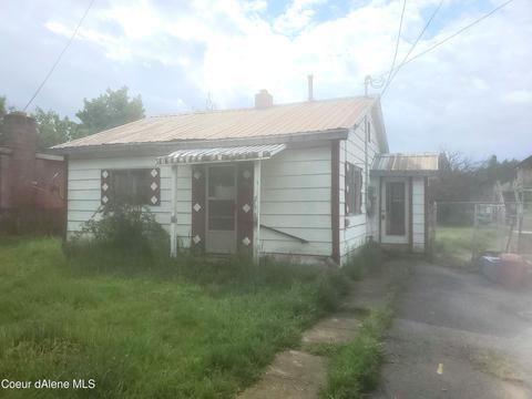 512 E D St, Pinehurst, ID 83850 photo 1