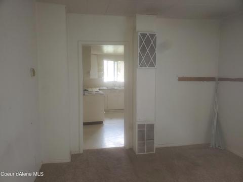 512 E D St, Pinehurst, ID 83850 photo 6