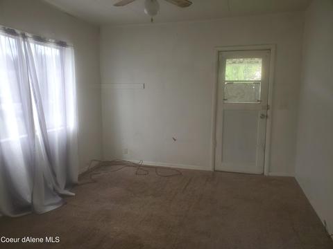 512 E D St, Pinehurst, ID 83850 photo 5
