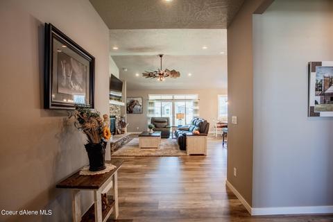 4484 E Marble Fox Ave, Post Falls, ID 83854 photo 4