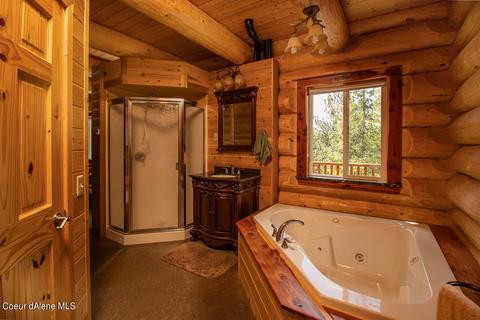 1041 Wilderness Rd, Naples, ID 83847 photo 23
