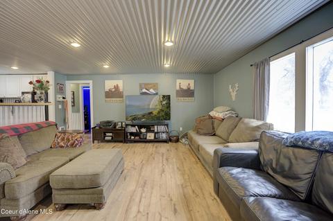 1323 W Lake St, Sandpoint, ID 83864 photo 3