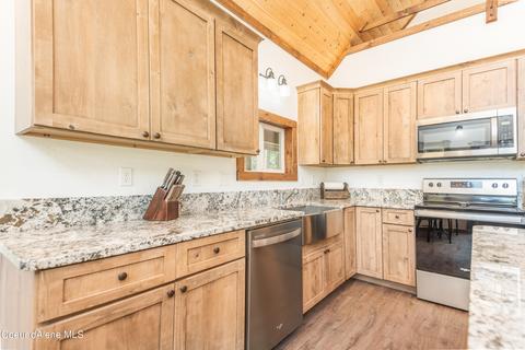 920 Evergreen Rd, Sandpoint, ID 83864 photo 12
