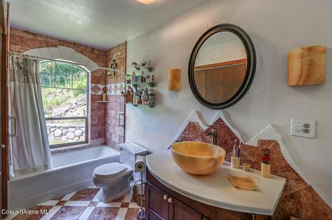 105 Alpine Ln, Hope, ID 83836 photo 13