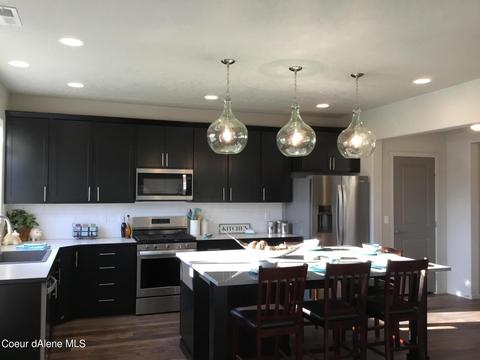 1781 N Minam Loop, Post Falls, ID 83854 photo 4