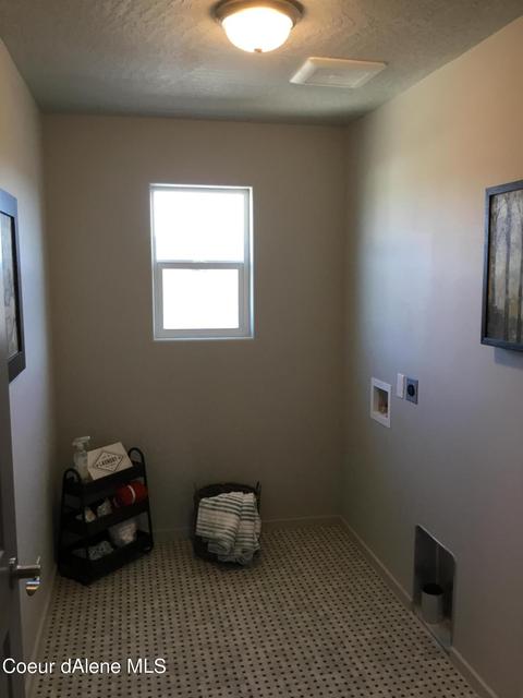 1781 N Minam Loop, Post Falls, ID 83854 photo 14