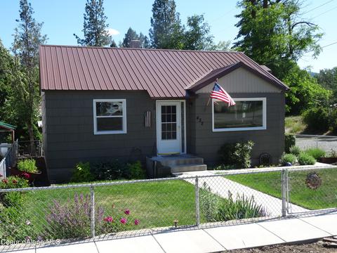 452 E Jackson, Priest River, ID 83856 photo 1