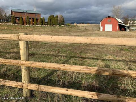 2713 E Bluegrass Ln, Post Falls, ID 83854 photo 1