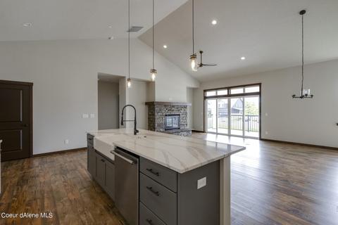 4555 E Marble Fox Ave, Post Falls, ID 83854 photo 9