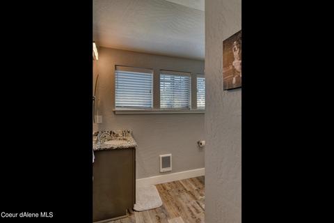 1202 Spruce St, Sandpoint, ID 83864 photo 32