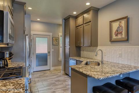 1202 Spruce St, Sandpoint, ID 83864 photo 17
