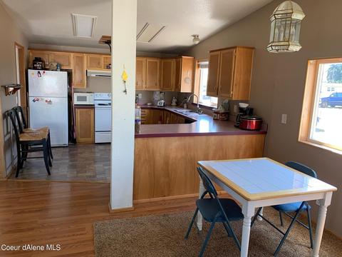 3295 W Echo Dr, Post Falls, ID 83854 photo 2