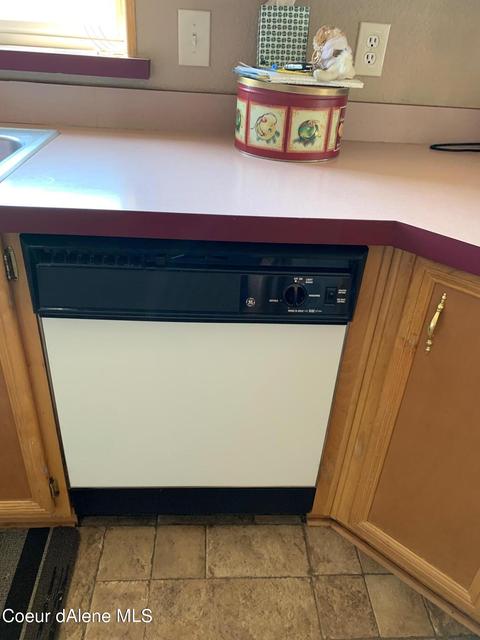 3295 W Echo Dr, Post Falls, ID 83854 photo 9