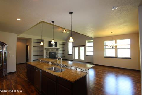 4693 E Fennec Fox Ln, Post Falls, ID 83854 photo 3